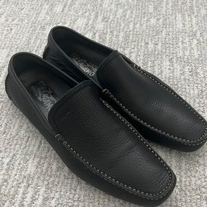 Ferragamo Pacifico Black leather loafers (8.5 US, 7.5 EU)